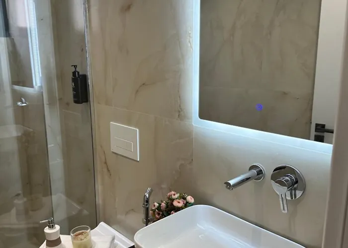 Διαμέρισμα By Era